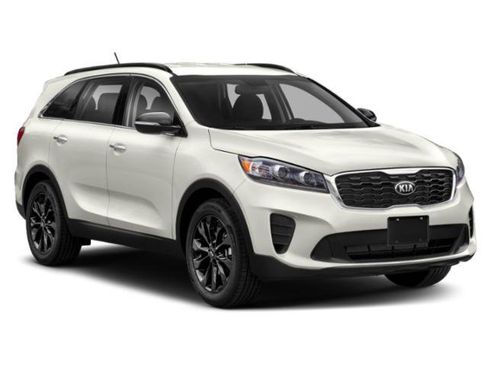 Used 2020 Kia Sorento LX FWD image 9
