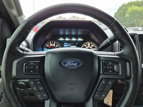Used 2019 Ford F150 XLT w/ Equipment Group 302A Luxury AWD/4WD image 20