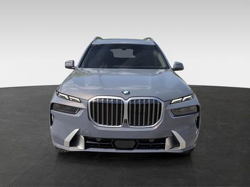 Used 2023 BMW X7 xDrive40i w/ Premium Package AWD/4WD image 13
