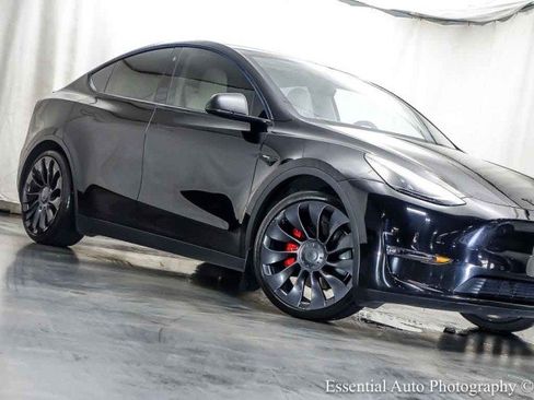 Used 2022 Tesla Model Y Performance AWD/4WD image 4