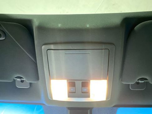 Used 2018 Ford Taurus SHO w/ Driver Assist Package image 11