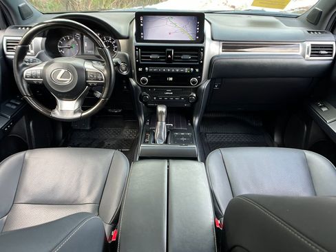 Used 2023 Lexus GX 460 Premium image 13
