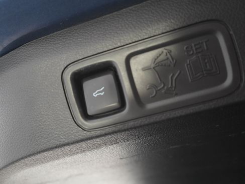 Used 2020 Ford Expedition Max Limited AWD/4WD image 18