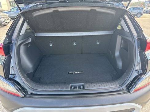 Used 2022 Hyundai Kona SEL image 7