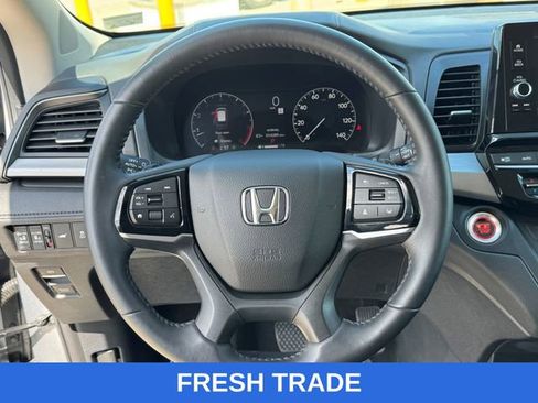 Certified 2025 Honda Odyssey EX-L image 25