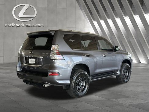 Used 2023 Lexus GX 460 Premium w/ Premium Plus Package AWD/4WD image 6