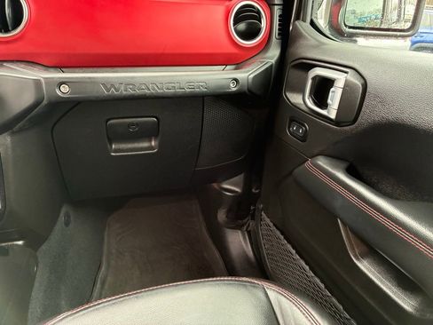 Used 2022 Jeep Wrangler Unlimited Rubicon w/ LED Lighting Group image 45