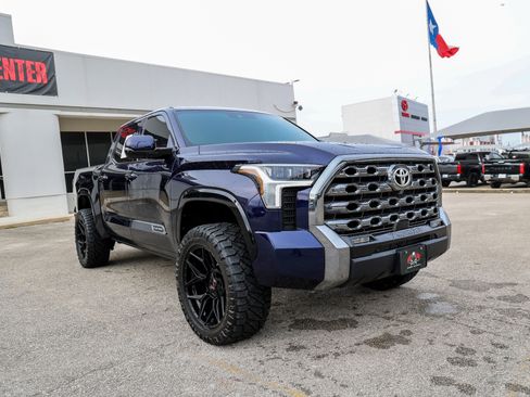 Used 2025 Toyota Tundra Platinum AWD/4WD image 6