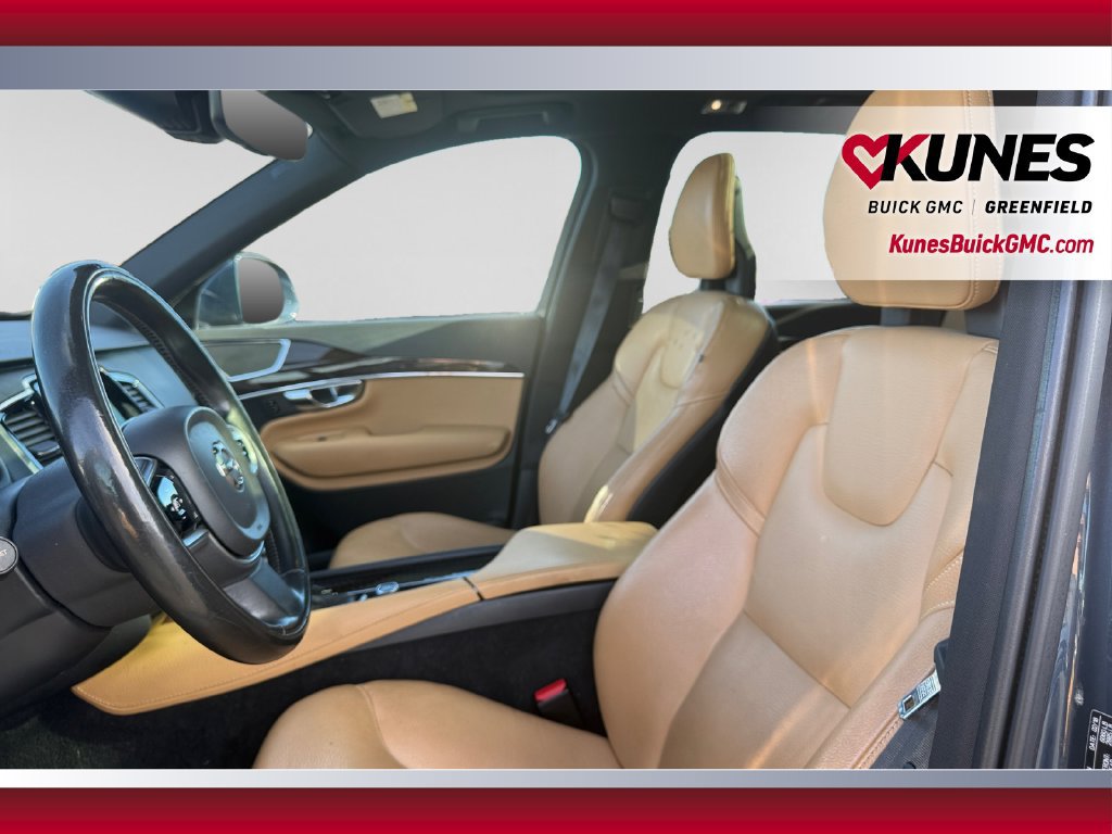 Used 2018 Volvo XC90 T6 Momentum w/ Convenience Package AWD/4WD image 21