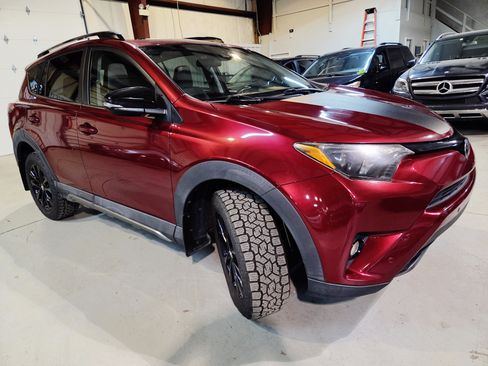 Used 2018 Toyota RAV4 Adventure AWD/4WD image 12