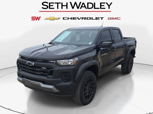 New 2026 Chevrolet Colorado Trail Boss AWD/4WD image 3
