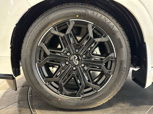 New 2026 INFINITI QX80 4WD w/ Sport Exterior Package image 10