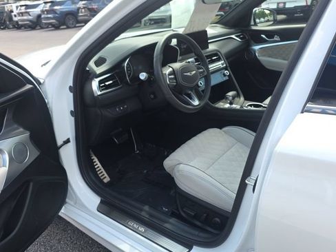 Used 2025 Genesis G70 3.3T Advanced w/ Sport Prestige Package AWD/4WD image 18