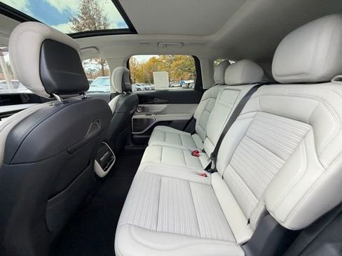 New 2026 Lincoln Nautilus Reserve image 12