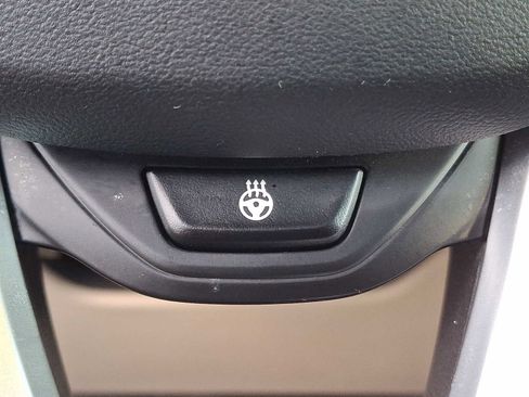 Used 2023 BMW 330i xDrive Sedan w/ Premium Package image 20