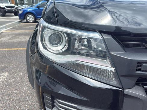 Used 2022 Chevrolet Colorado ZR2 AWD/4WD image 10