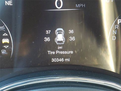 Used 2020 Jeep Grand Cherokee Limited image 22