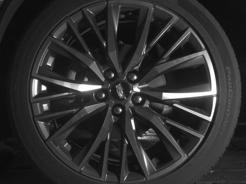 Certified 2024 Cadillac XT4 Sport image 9