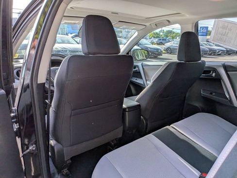 Used 2018 Toyota RAV4 XLE w/ Plus Extra Value Package AWD/4WD image 16