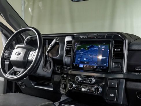 Used 2024 Ford F250 Lariat image 23