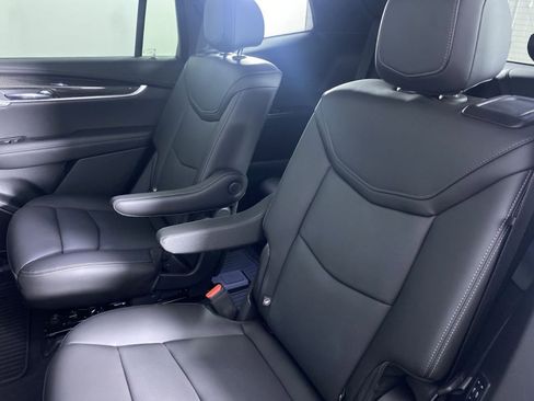 New 2025 Cadillac XT6 Sport w/ Technology Package AWD/4WD image 14