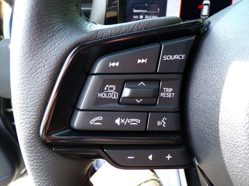 Used 2026 Subaru Outback Limited AWD/4WD image 30