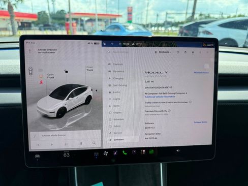Used 2026 Tesla Model Y 2WD image 14