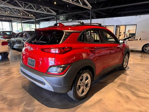 Used 2022 Hyundai Kona SEL FWD image 5