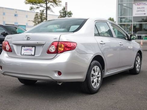 Used 2010 Toyota Corolla LE FWD image 17