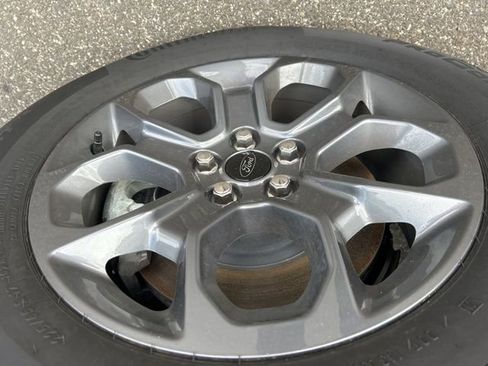 New 2025 Ford Maverick XLT image 10