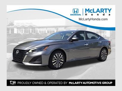 Used 2024 Nissan Altima 2.5 SV