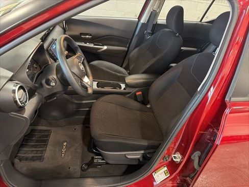 Certified 2023 Nissan Kicks SV image 17