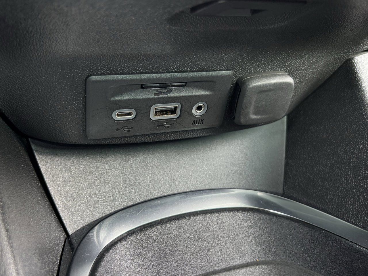 Used 2023 Chevrolet Malibu LT FWD image 22