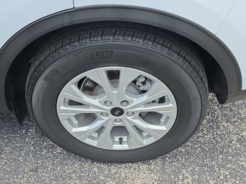 Certified 2025 Ford Escape Active image 8