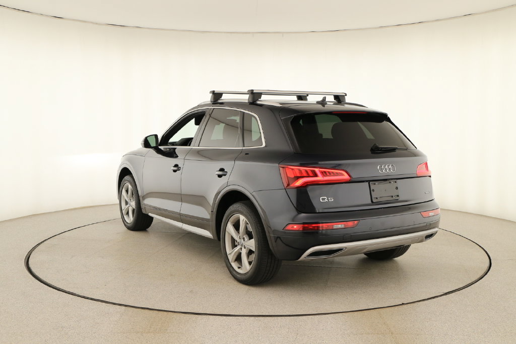 Used 2020 Audi Q5 2.0T Premium w/ Convenience Package AWD/4WD image 4