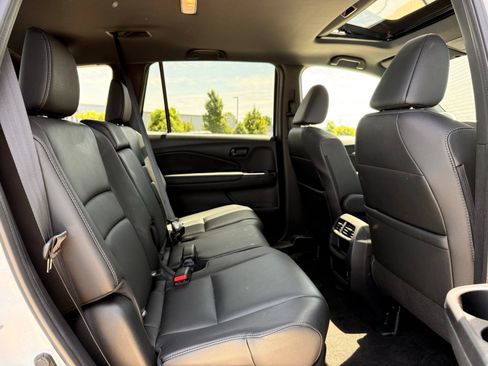Used 2023 Honda Passport EX-L image 19