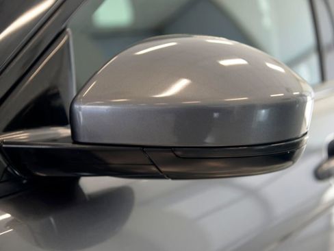 Used 2015 Land Rover Range Rover Evoque Pure image 12