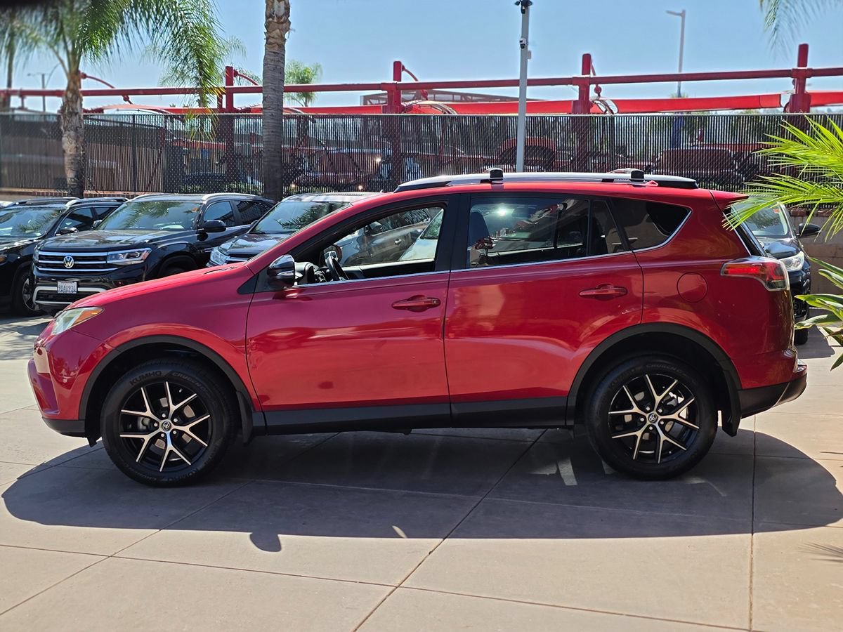 Used 2017 Toyota RAV4 SE FWD image 9