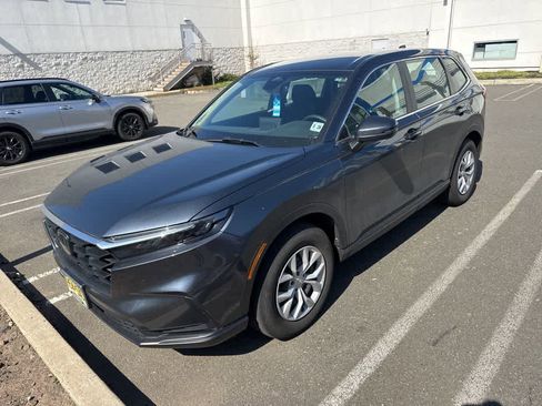 Used 2023 Honda CR-V LX image 10