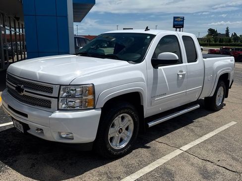 Used 2012 Chevrolet Silverado 1500 LT w/ All-Star Edition AWD/4WD image 2