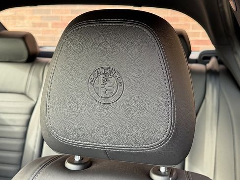 Used 2024 Alfa Romeo Giulia Quadrifoglio image 17