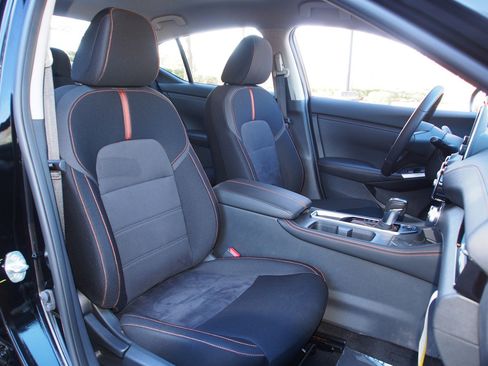 Used 2020 Nissan Sentra SR image 11