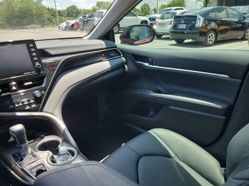 Used 2024 Toyota Camry XLE FWD image 23