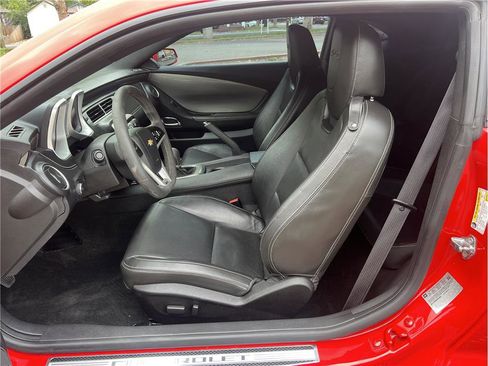 Used 2015 Chevrolet Camaro SS w/ SS Performance Package RWD image 15