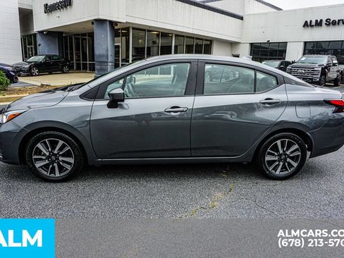 Used 2024 Nissan Versa SV FWD image 6