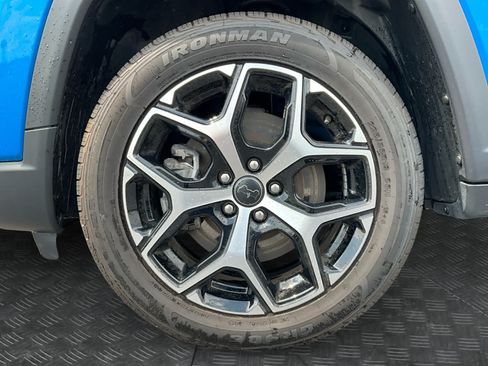 Used 2025 Jeep Compass Limited AWD/4WD image 9