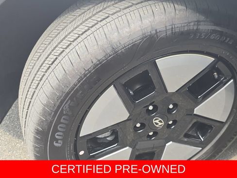 Certified 2026 Hyundai Santa Fe SEL AWD/4WD image 32