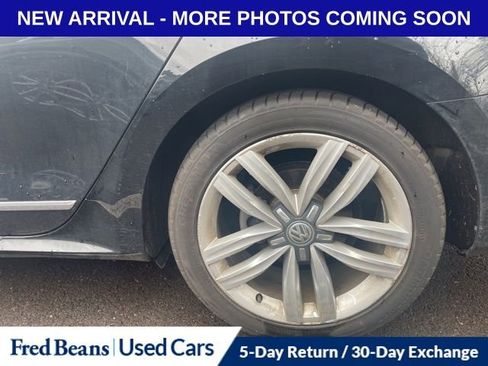 Used 2016 Volkswagen Passat 1.8T image 13