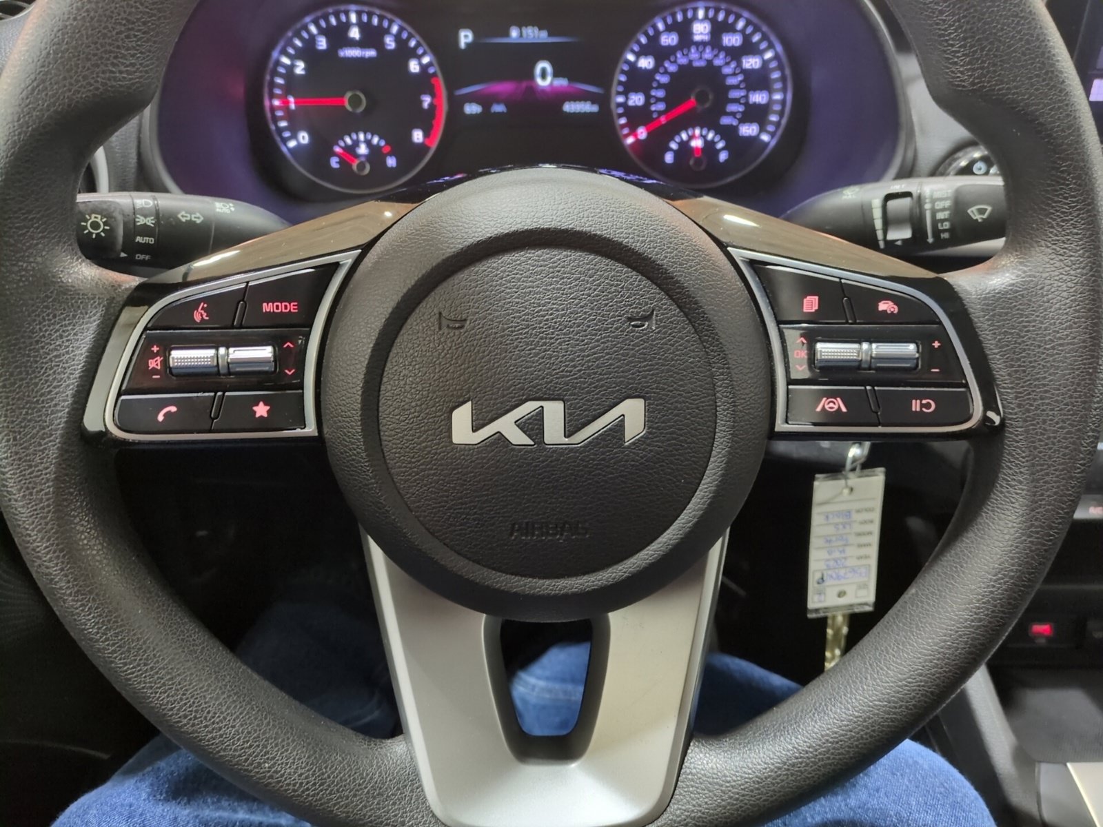 Used 2023 Kia Forte LXS w/ LXS Technology Package FWD image 19