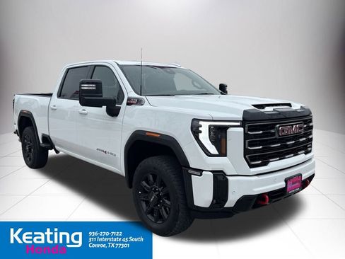 Used 2025 GMC Sierra 2500 AT4 image 3